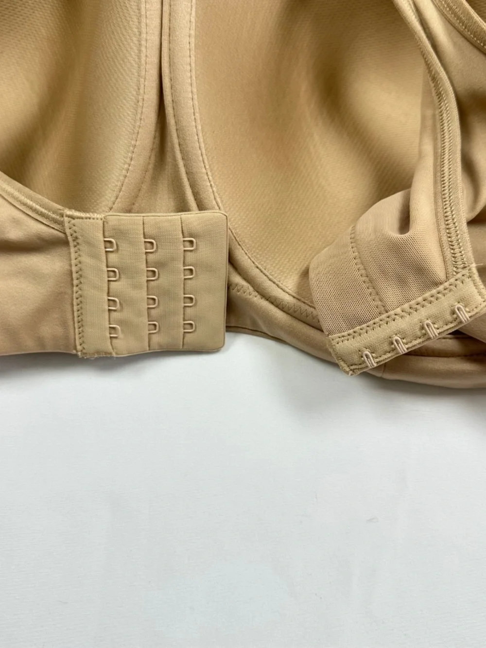 Soma Sport Underwire Bra, Beige, Max Support, Bra Contour, Size 38DDD